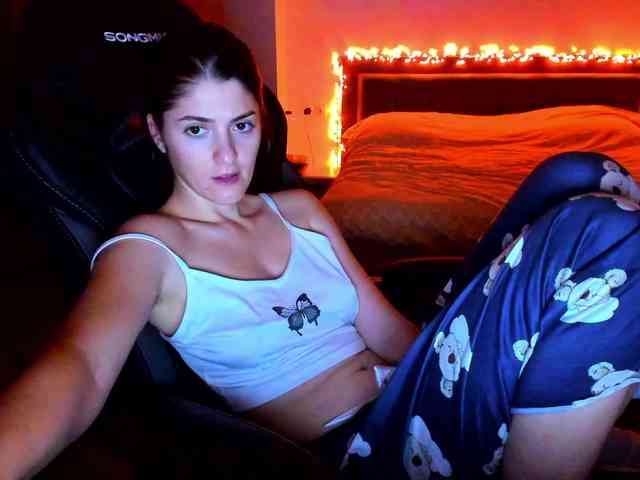 Alexabella Live Webcam on BongaCams