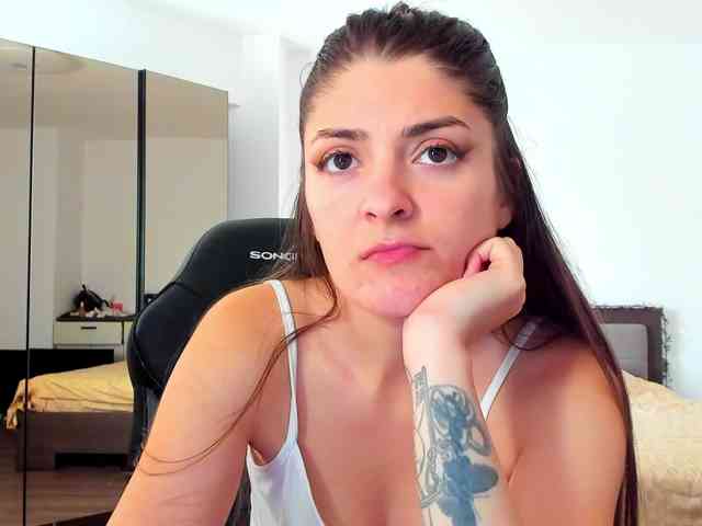Alexabella webcam