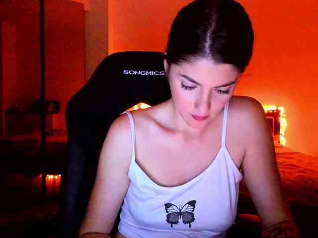 Alexabella webcam