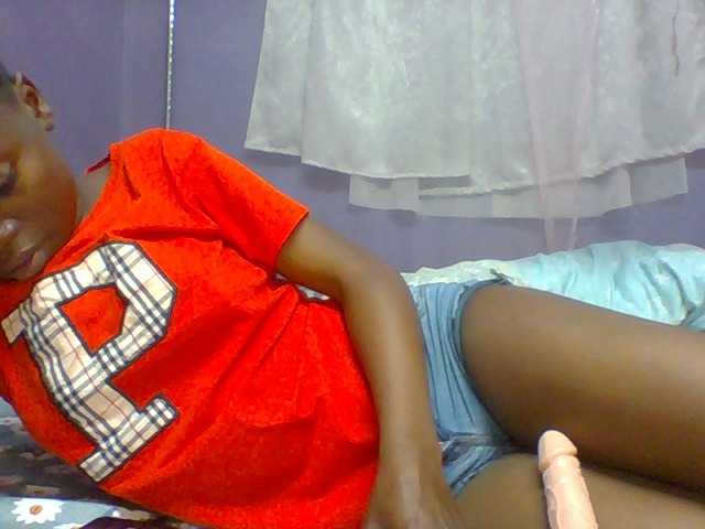 spicyit2 webcam bongacams model stream image