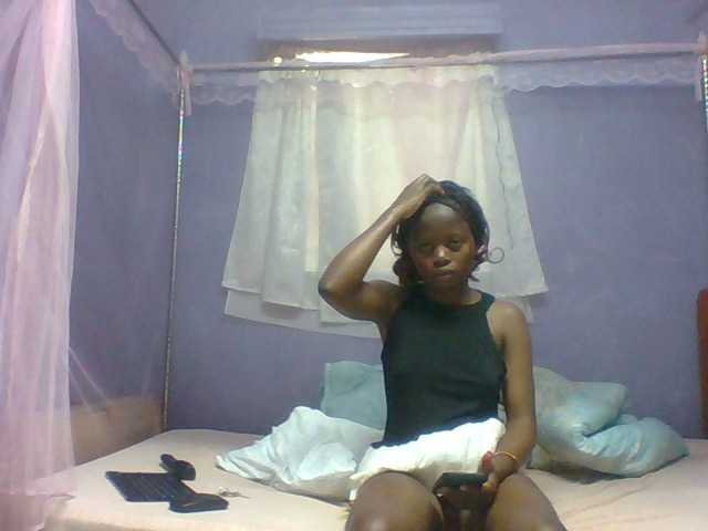 spicyit2 webcam bongacams model stream image