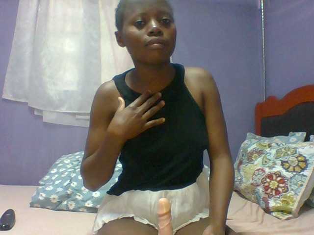 spicyit2 webcam bongacams model stream image