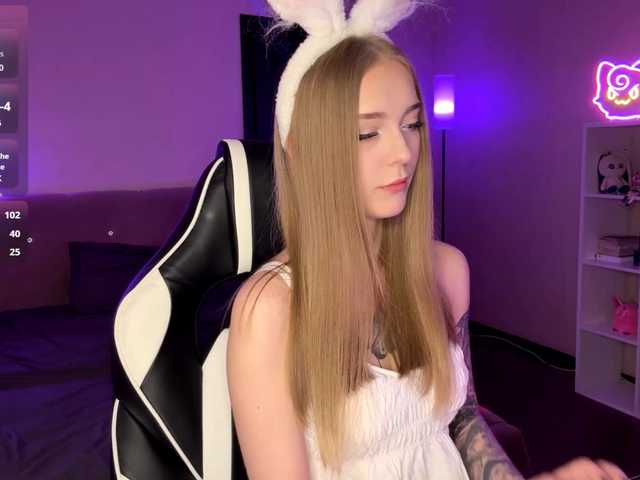 VersieBruegman's BongaCams show and profile