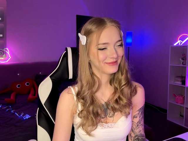 VersieBruegman live cam profile