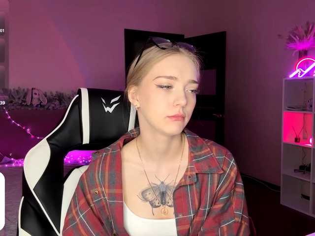 VersieBruegman's BongaCams show and profile