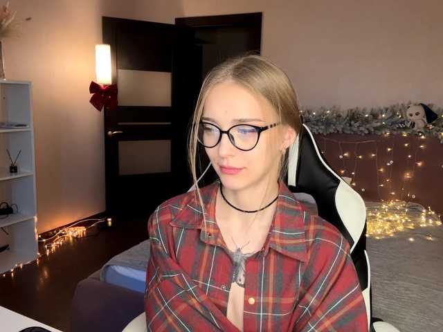 VersieBruegman's BongaCams show and profile