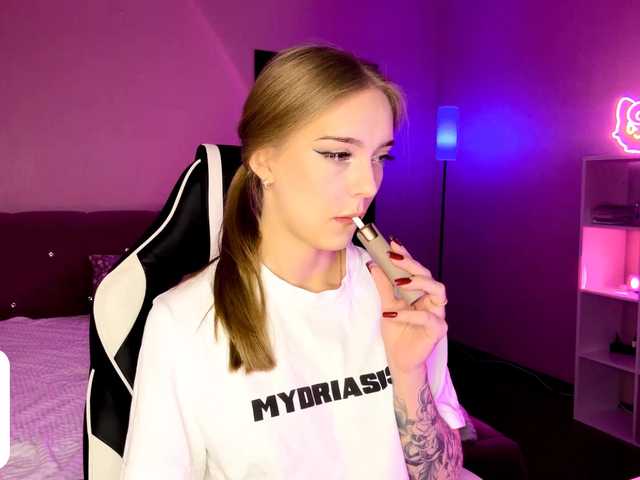 VersieBruegman's BongaCams show and profile