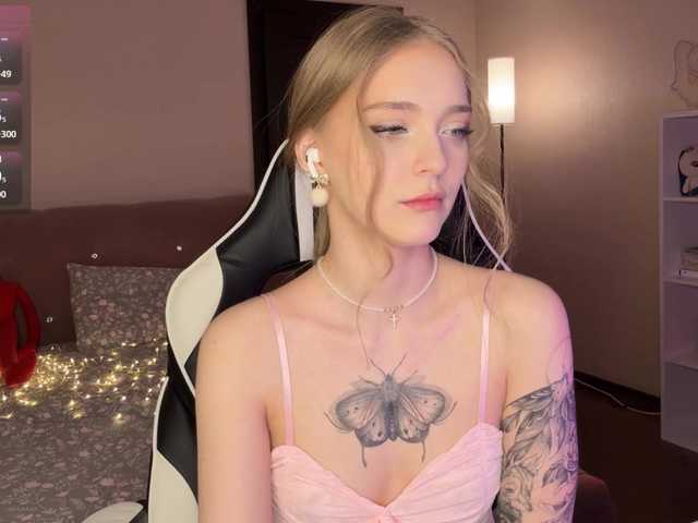 VersieBruegman's BongaCams show and profile