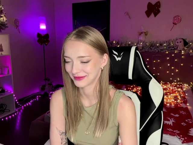 VersieBruegman's BongaCams show and profile