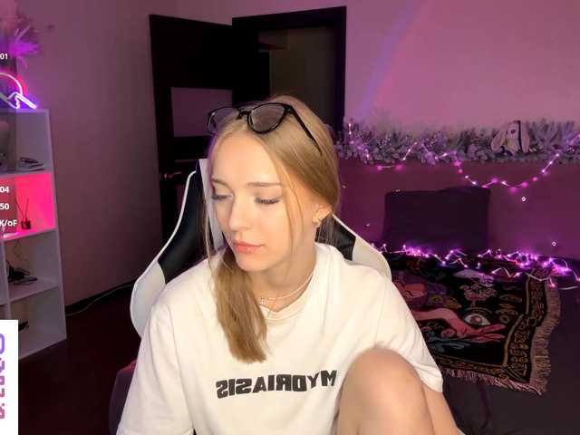 VersieBruegman's BongaCams show and profile