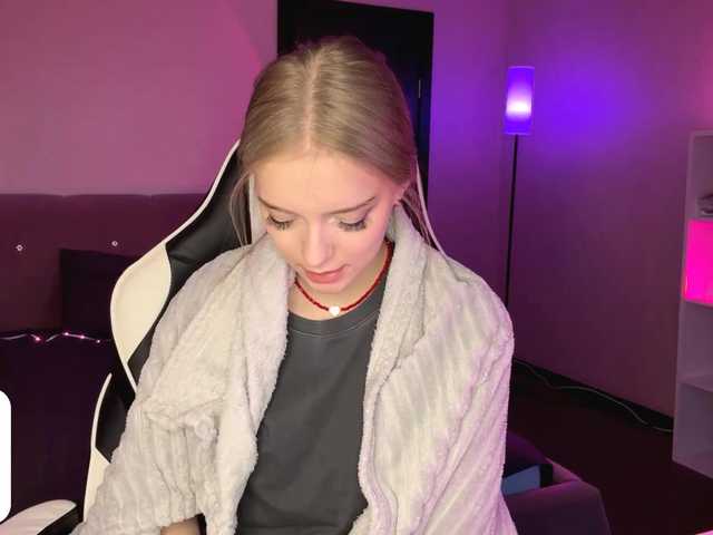 VersieBruegman's BongaCams show and profile