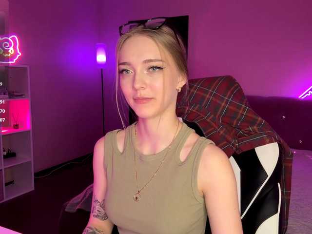 VersieBruegman from BongaCams