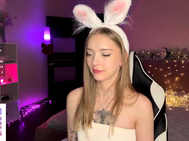 VersieBruegman's BongaCams show and profile