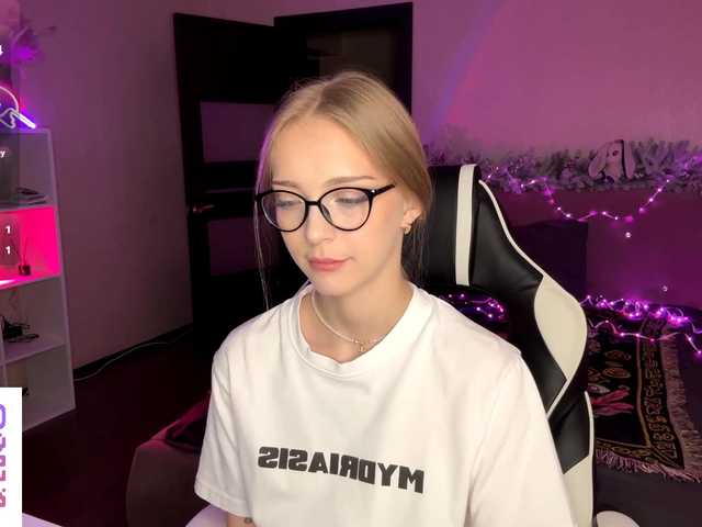 VersieBruegman's BongaCams show and profile