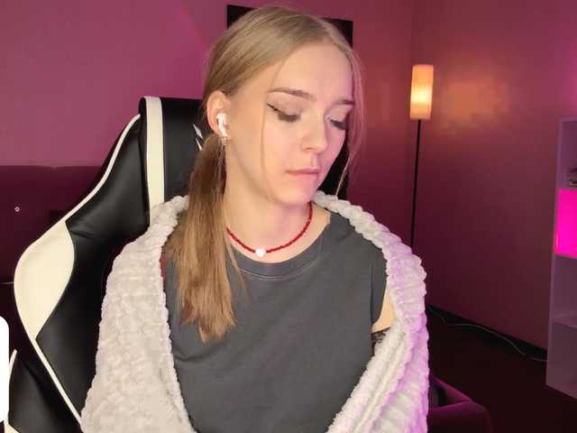 VersieBruegman's BongaCams show and profile