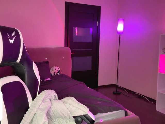 VersieBruegman's BongaCams show and profile