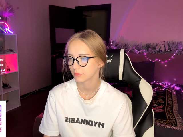 VersieBruegman's BongaCams show and profile