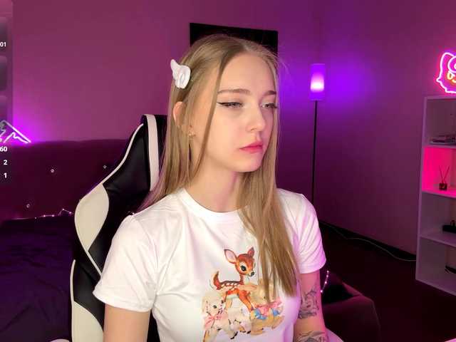 VersieBruegman's BongaCams show and profile