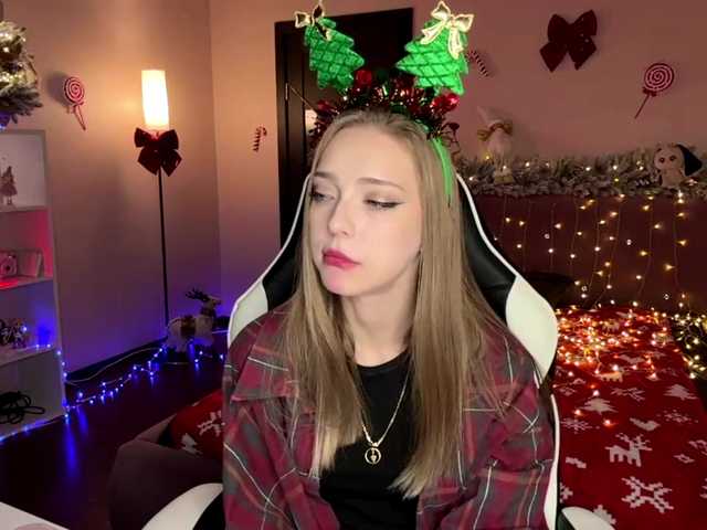 VersieBruegman's BongaCams show and profile