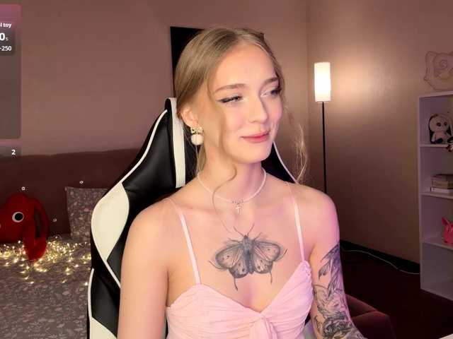 VersieBruegman's BongaCams show and profile