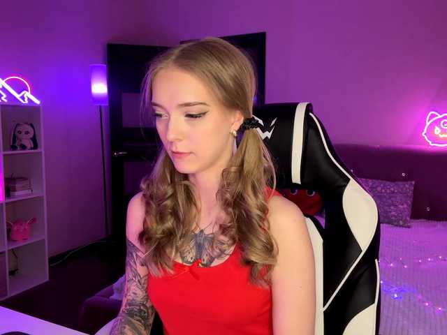 VersieBruegman's BongaCams show and profile