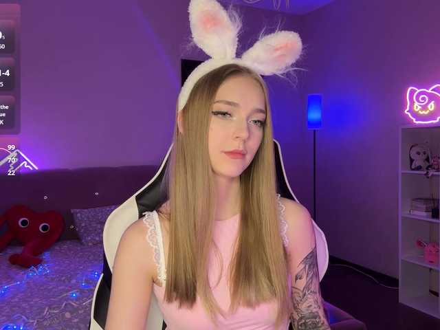 VersieBruegman's BongaCams show and profile