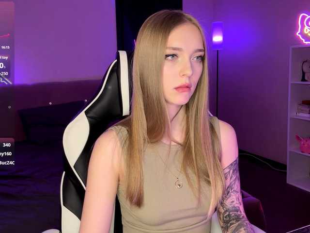 VersieBruegman's BongaCams show and profile