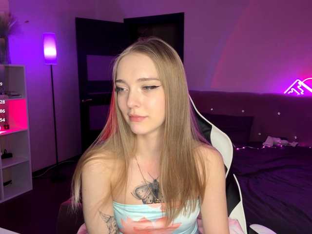 VersieBruegman's BongaCams show and profile