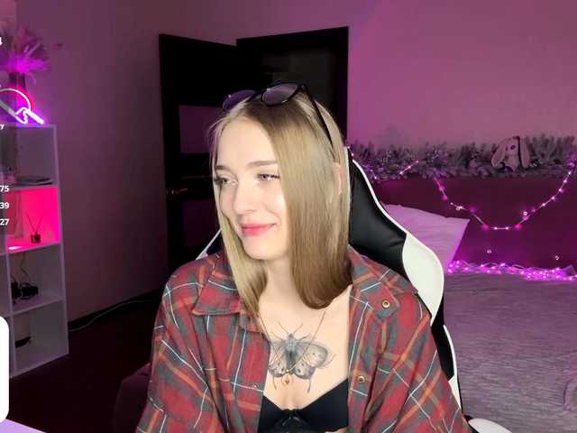 VersieBruegman's BongaCams show and profile