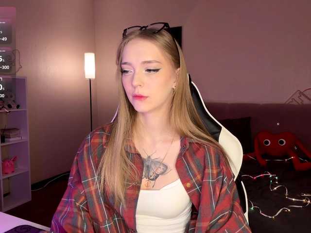 VersieBruegman's BongaCams show and profile