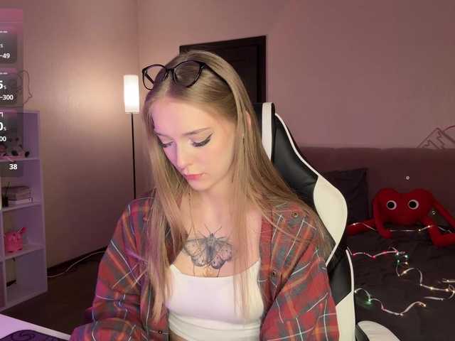 VersieBruegman's BongaCams show and profile