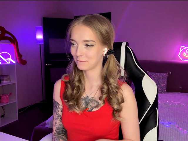 VersieBruegman's BongaCams show and profile