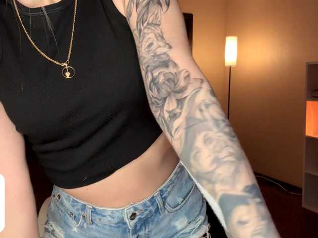 VersieBruegman's BongaCams show and profile