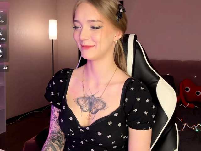 VersieBruegman's BongaCams show and profile