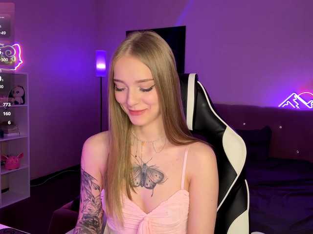 VersieBruegman's BongaCams show and profile