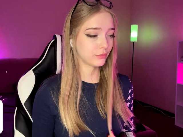 VersieBruegman's BongaCams show and profile