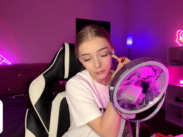 VersieBruegman's BongaCams show and profile