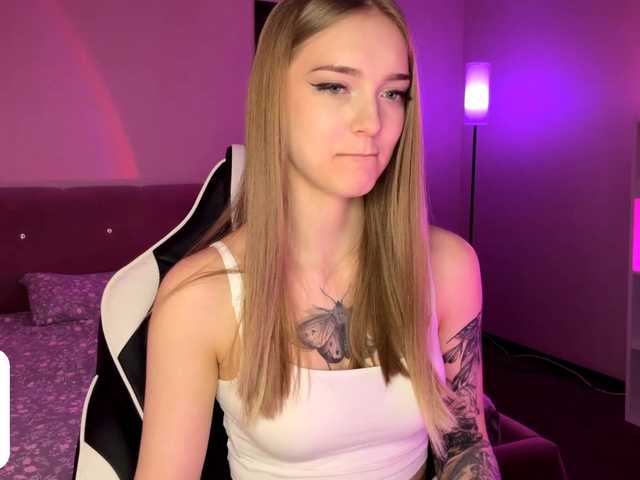 VersieBruegman's BongaCams show and profile