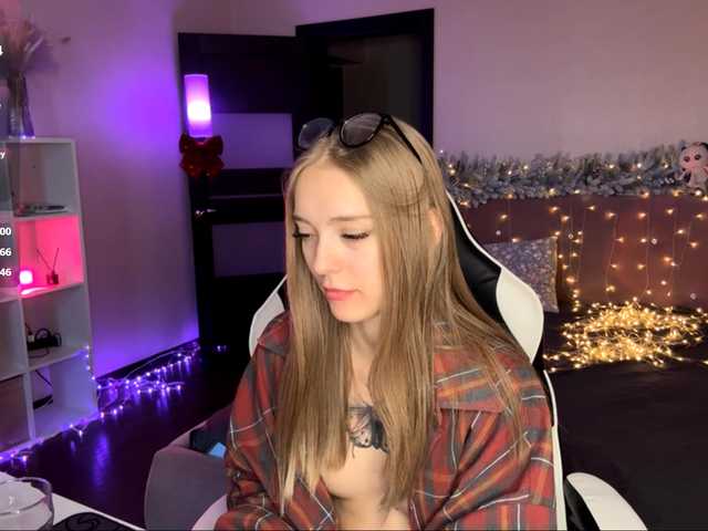 VersieBruegman's BongaCams show and profile