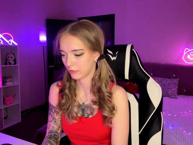 VersieBruegman's BongaCams show and profile