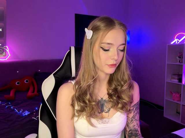 VersieBruegman's BongaCams show and profile