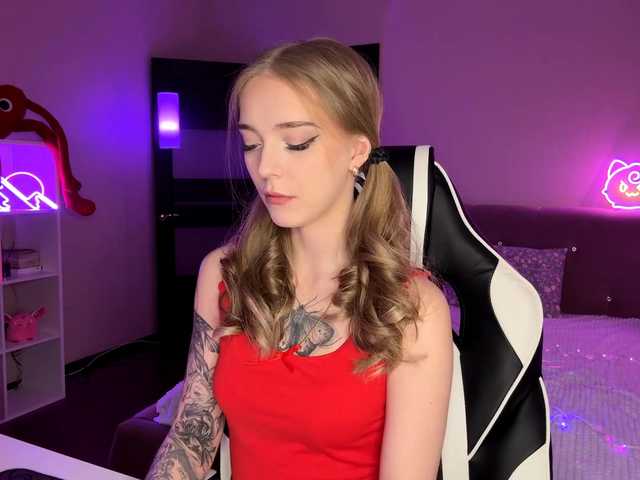 VersieBruegman's BongaCams show and profile