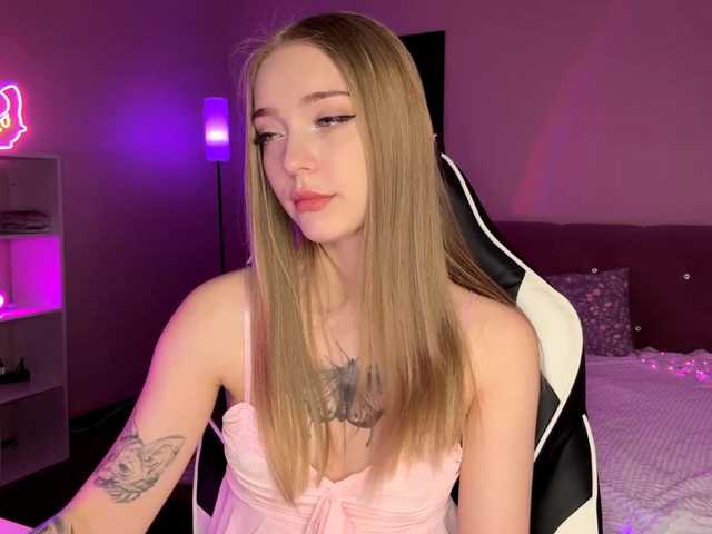 VersieBruegman's BongaCams show and profile