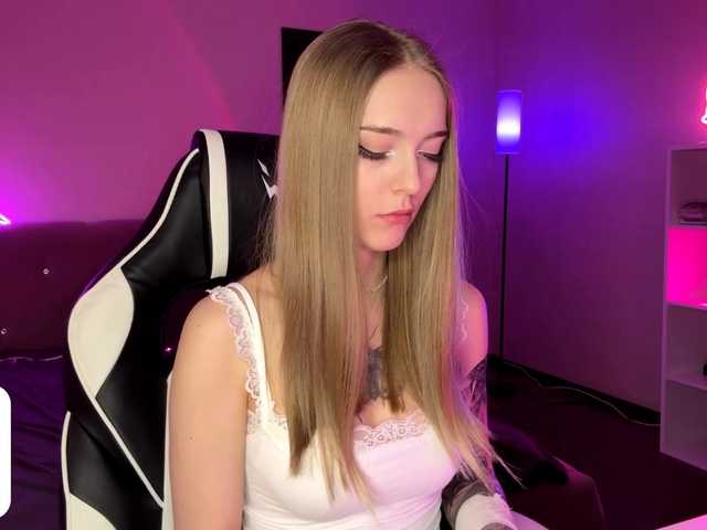 VersieBruegman's BongaCams show and profile