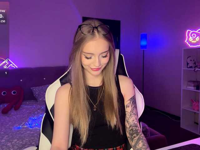 VersieBruegman's BongaCams show and profile