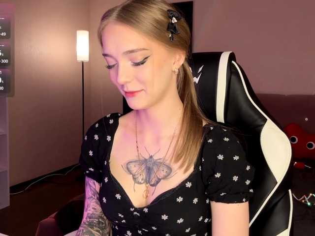 VersieBruegman's BongaCams show and profile