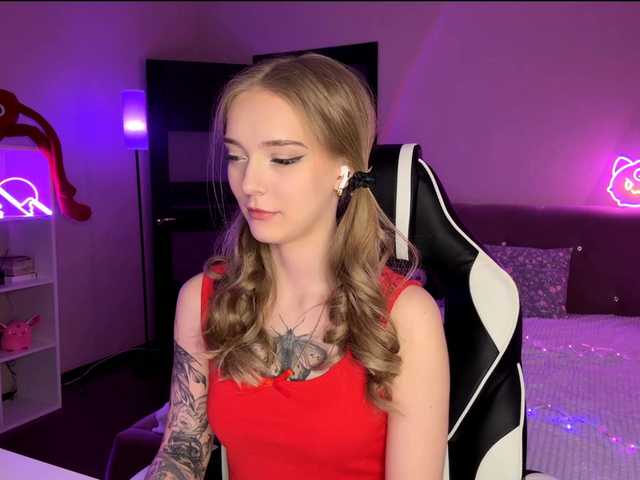 VersieBruegman's BongaCams show and profile