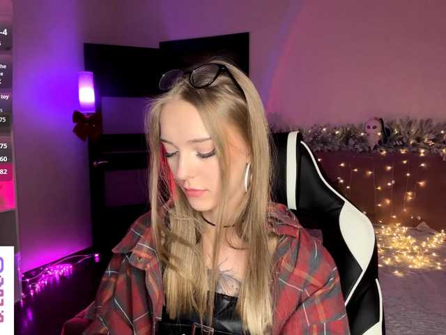 VersieBruegman's BongaCams show and profile