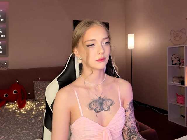 VersieBruegman's BongaCams show and profile