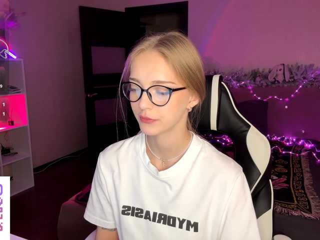 VersieBruegman's BongaCams show and profile